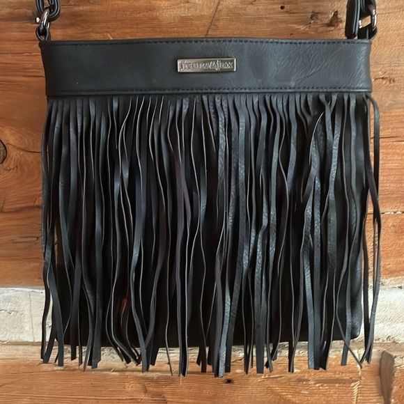 Jeane & Jax | Black Fringe Crossbody Bag - faux leather - excellent condition - Picture 2 of 4
